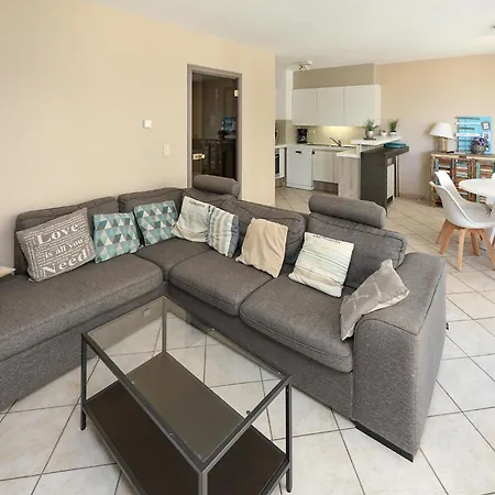 Residentie Xavier Ref, 80 Οστένδη